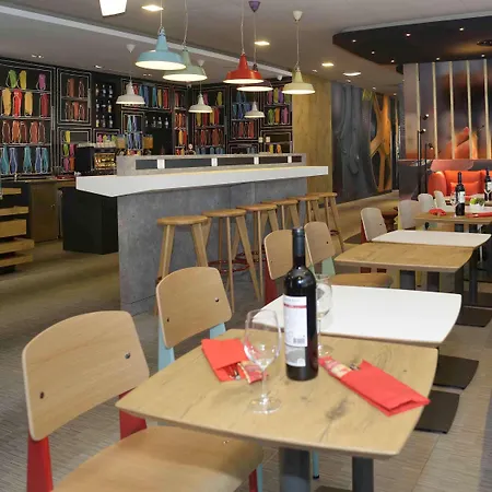 Ibis Parque Nacoes Hotel