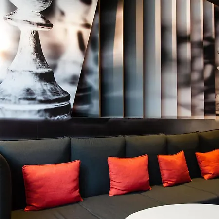 Ibis Parque Nações Hotel 3*