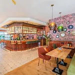 Ibis Parque Nacoes מלון