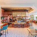 イビス リスボア パルケ ダス ナソエス ホテル 3*