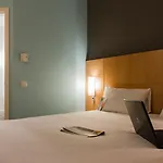 Ibis Parque Nacoes ליסבון