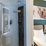 מלון Ibis Parque Nacoes 3*
