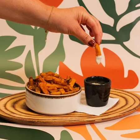 Ibis Parque Nacoes 3*