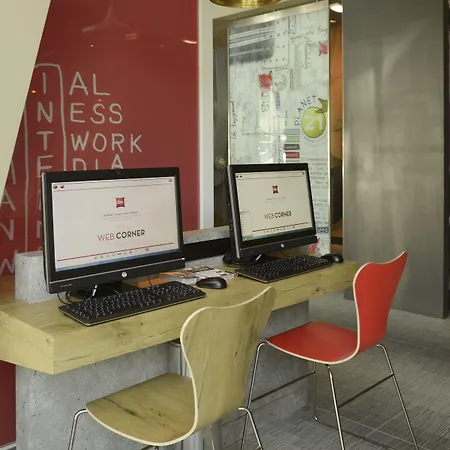 Ibis Parque Nacoes מלון 3*