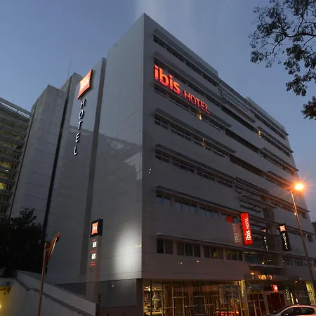Ibis Parque Nacoes מלון