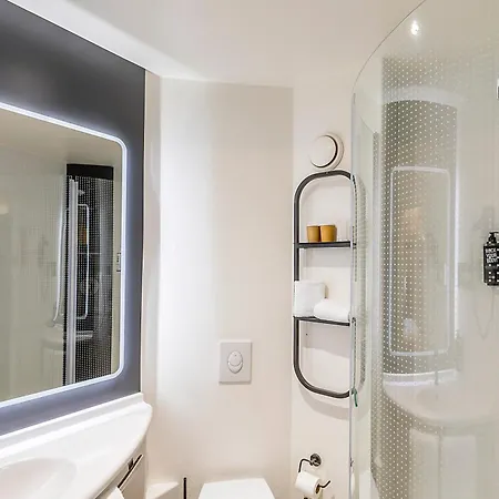 מלון Ibis Parque Nacoes 3*