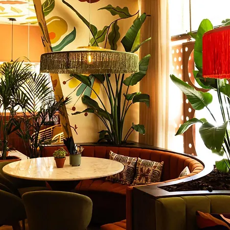 Hotel Ibis Parque Nações 3*