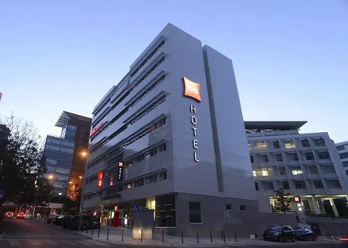 Ibis Parque Nações 3*