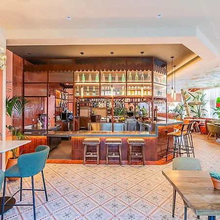 Ibis Parque Nações Hotel 3*